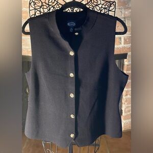 Scoop Black Sleeveless Button Down Shirt